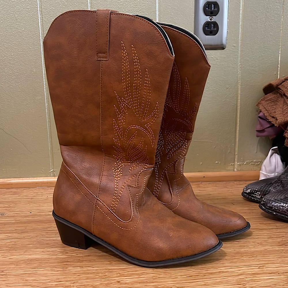 SHEIN Cowboy Boots